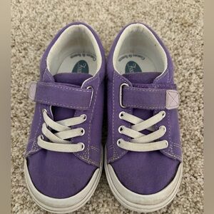 Toddler girl footmates